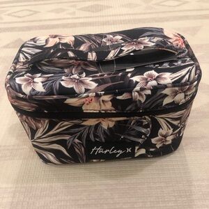 NWT Hurley Tropical Black & Brown Floral Print Travel Cosmetic Toiletry Bag